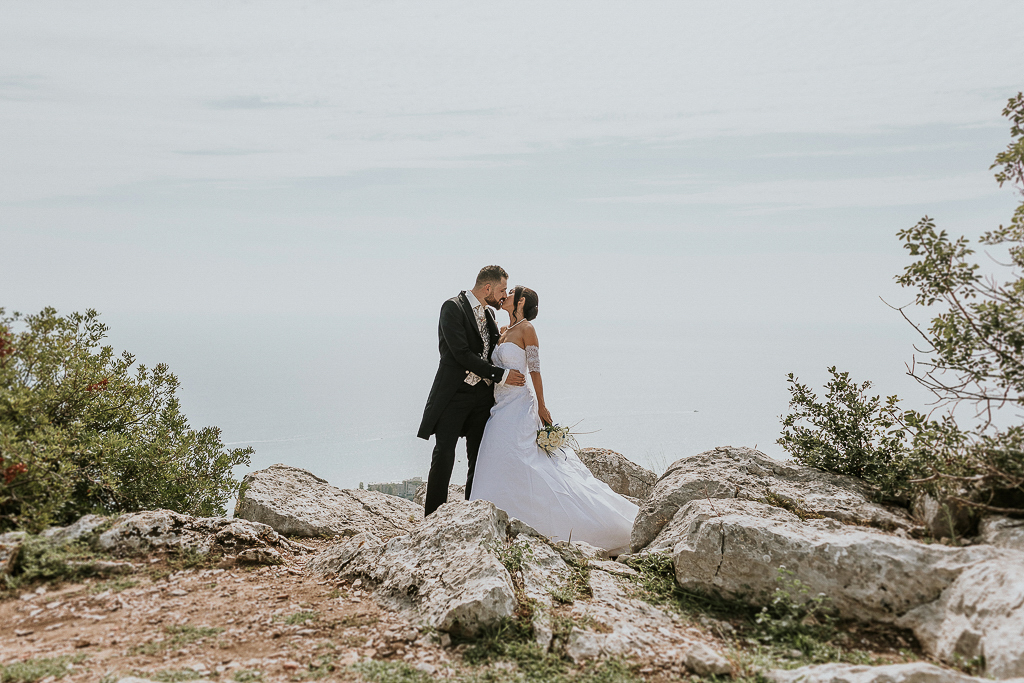 bacio degli sposi a terracina