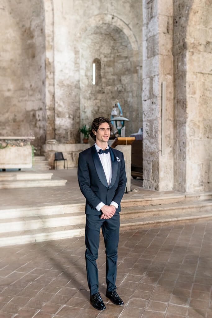 groom dress