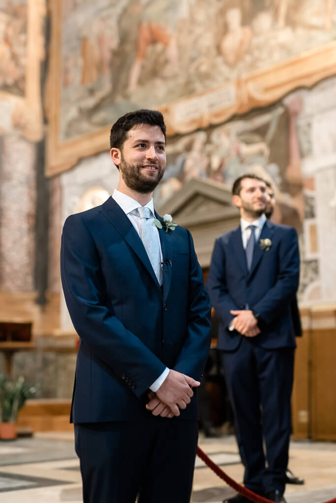lo sposo in chiesa