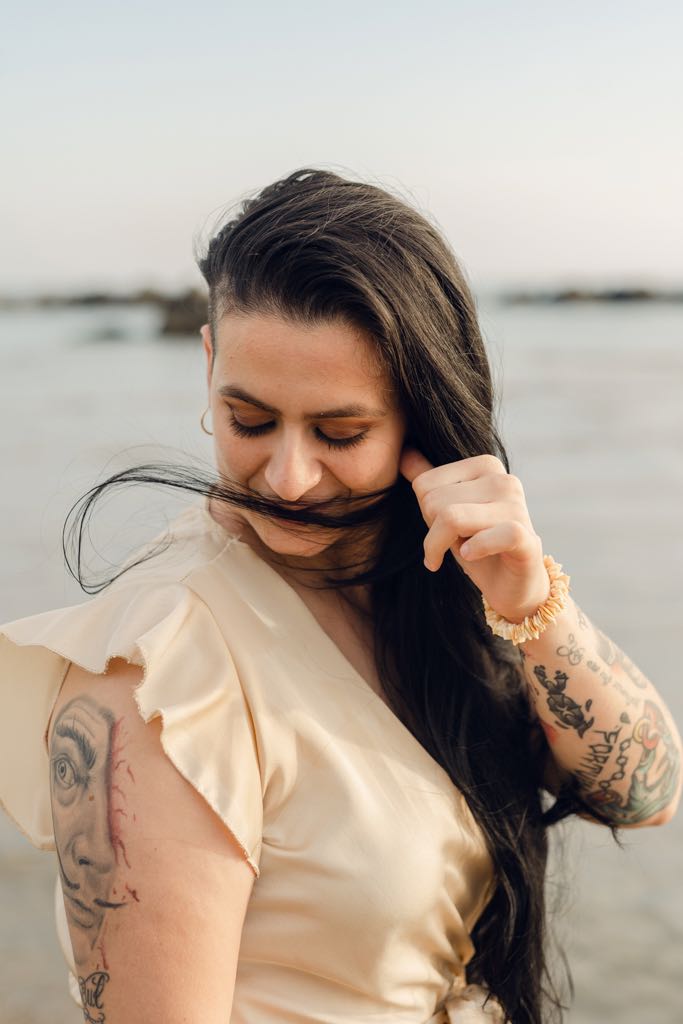 ritratto ragazza al mare