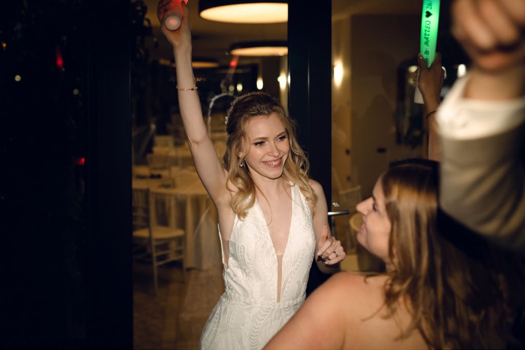 la sposa balla